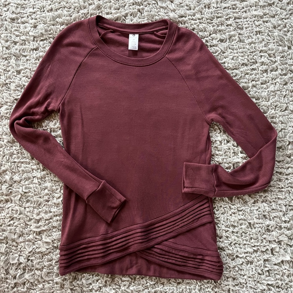 Active Life long sleeve top.